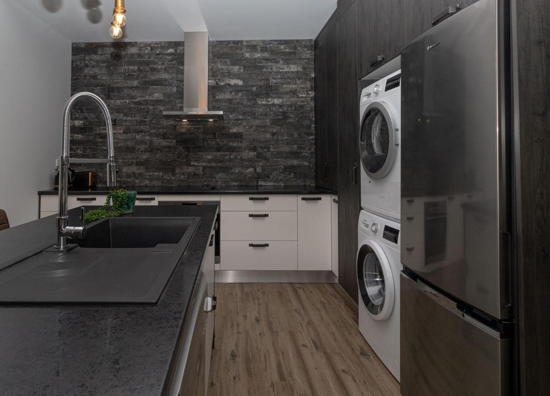 ניו פלימות' City Living Apartment Three מראה חיצוני תמונה